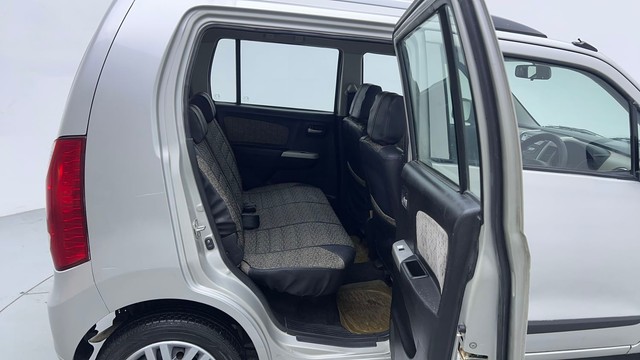 Second-hand 2014 Maruti Wagon R VXI for sale in Coimbatore-24