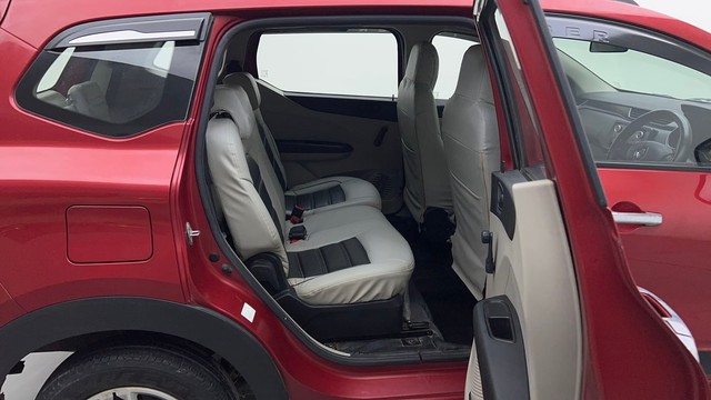 Second-hand 2020 Renault Triber RXL for sale in Chandigarh-36