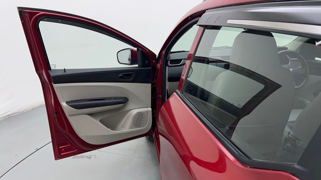 Second-hand 2020 Renault Triber RXL for sale in Chandigarh-29