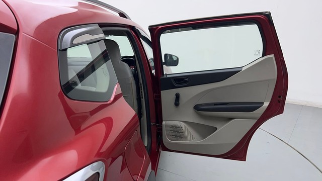 Second-hand 2020 Renault Triber RXL for sale in Chandigarh-32