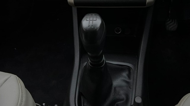 Second-hand 2020 Renault Triber RXL for sale in Chandigarh-12