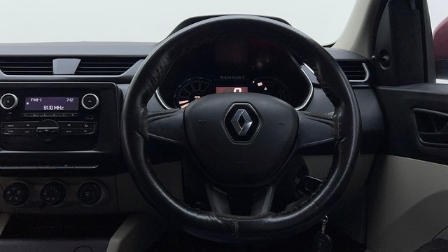 Second-hand 2020 Renault Triber RXL for sale in Chandigarh-38