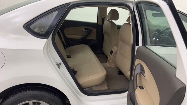 Second-hand 2016 Volkswagen Vento 1.6 Highline Plus for sale in Ghaziabad-37