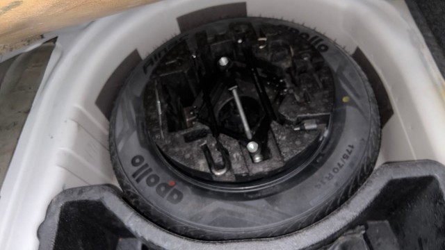 Second-hand 2016 Volkswagen Vento 1.6 Highline Plus for sale in Ghaziabad-21