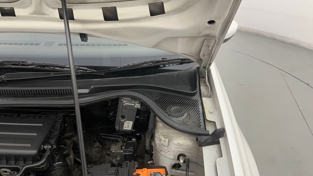 Second-hand 2016 Volkswagen Vento 1.6 Highline Plus for sale in Ghaziabad-23