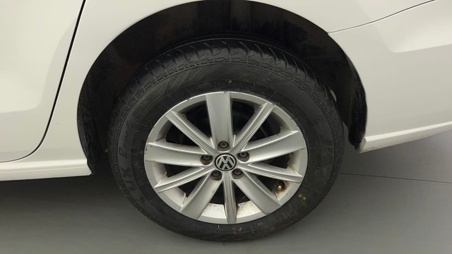 Second-hand 2016 Volkswagen Vento 1.6 Highline Plus for sale in Ghaziabad-19