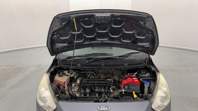 Second-hand 2016 Ford Figo Trend for sale in Kanpur-8