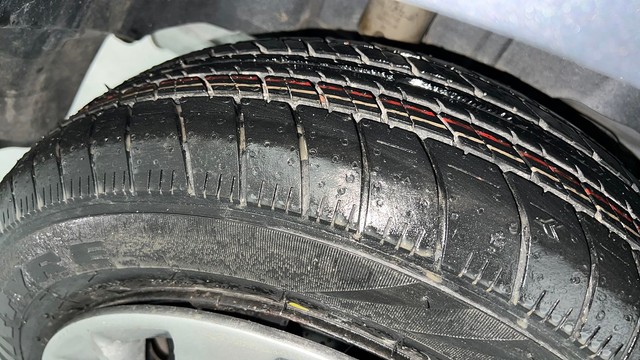 Second-hand 2016 Ford Figo Trend for sale in Kanpur-34