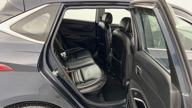 Second-hand 2023 Hyundai i20 Asta Opt IVT for sale in Kanpur-26