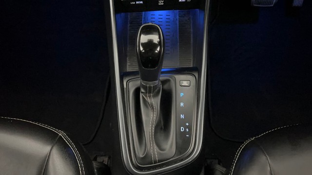 Second-hand 2023 Hyundai i20 Asta Opt IVT for sale in Kanpur-12