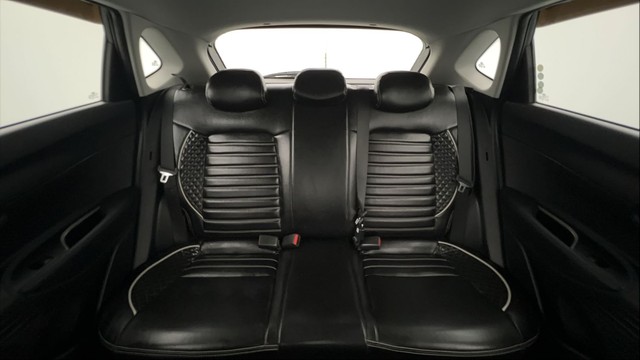 Second-hand 2023 Hyundai i20 Asta Opt IVT for sale in Kanpur-29