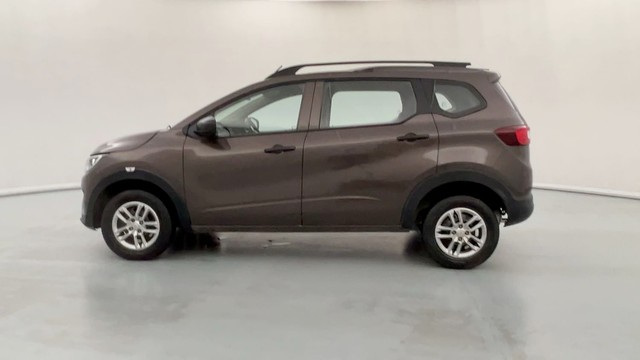 Second-hand 2023 Renault Triber RXL for sale in Kanpur-6