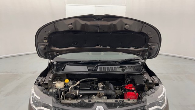 Second-hand 2023 Renault Triber RXL for sale in Kanpur-8