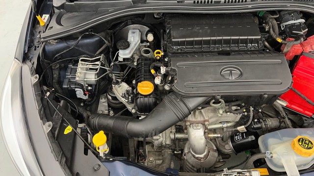 Second-hand 2022 Tata Tigor XZ Plus for sale in Lucknow-29