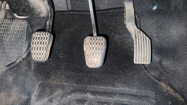 Second-hand 2021 Tata Altroz XT Turbo for sale in Kolkata-14