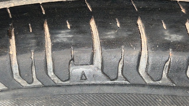 Second-hand 2021 Tata Altroz XT Turbo for sale in Kolkata-37