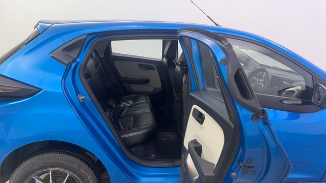 Second-hand 2021 Tata Altroz XT Turbo for sale in Kolkata-29