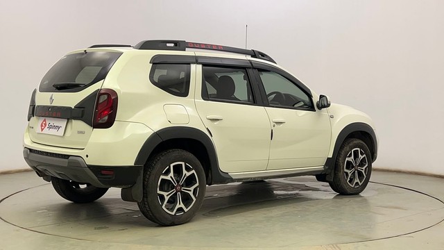 Second-hand 2021 Renault Duster RXZ for sale in Kolkata-3