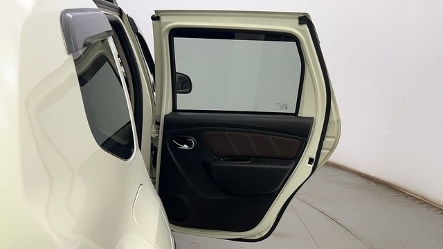 Second-hand 2021 Renault Duster RXZ for sale in Kolkata-32