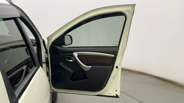 Second-hand 2021 Renault Duster RXZ for sale in Kolkata-16