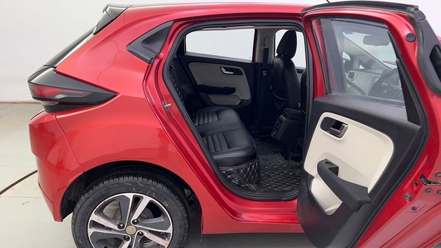 Second-hand 2021 Tata Altroz XZ for sale in Kolkata-25