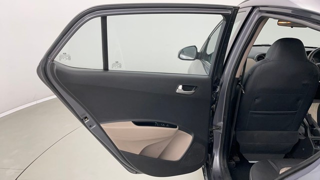 Second-hand 2015 Hyundai Grand i10 1.2 Kappa Sportz BSIV for sale in Jaipur-39