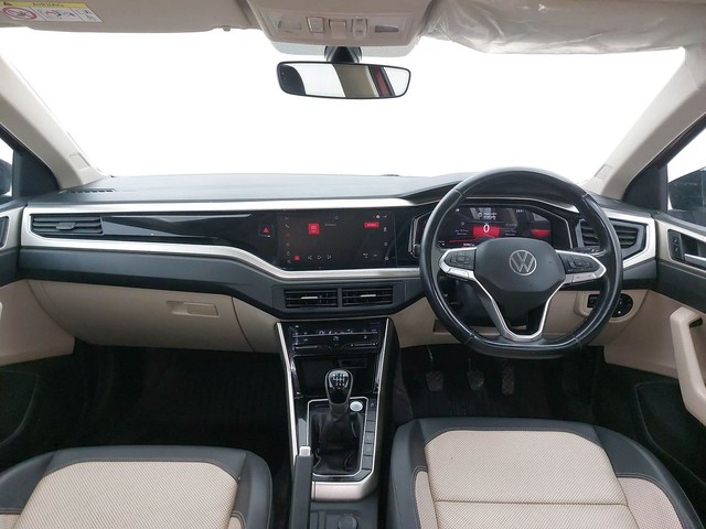 Second-hand 2022 Volkswagen Virtus Topline for sale in Coimbatore-11