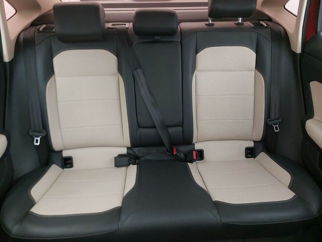 Second-hand 2022 Volkswagen Virtus Topline for sale in Coimbatore-23