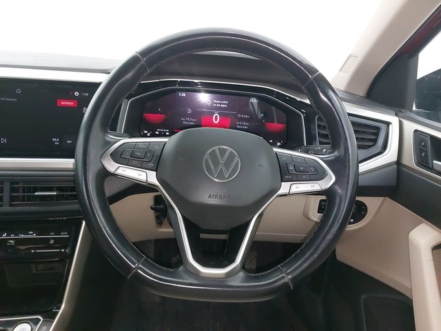 Second-hand 2022 Volkswagen Virtus Topline for sale in Coimbatore-29