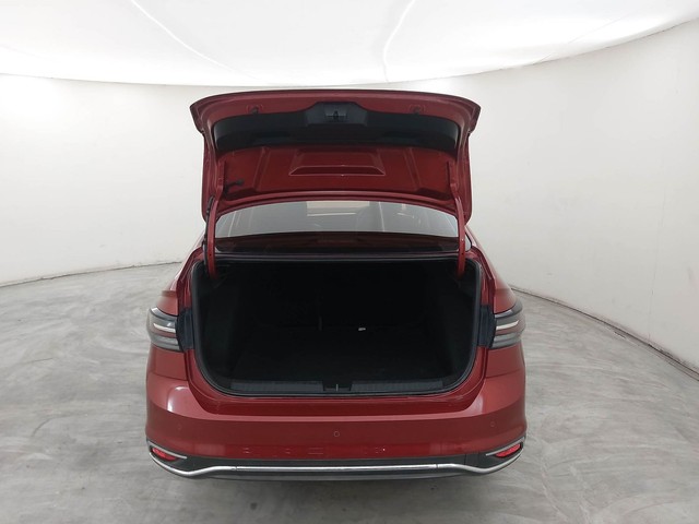 Second-hand 2022 Volkswagen Virtus Topline for sale in Coimbatore-36