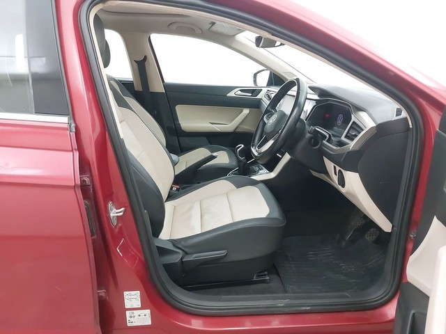 Second-hand 2022 Volkswagen Virtus Topline for sale in Coimbatore-15