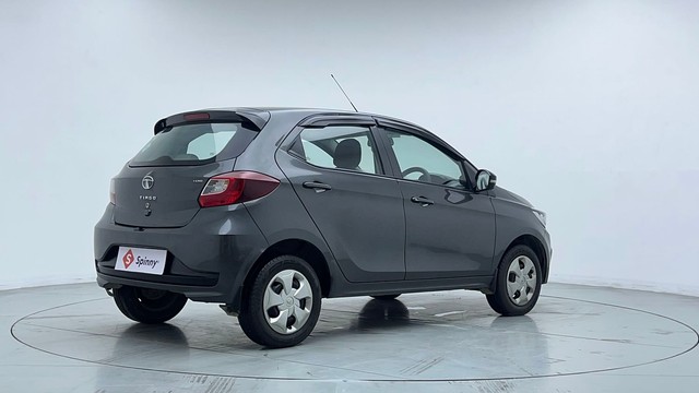 Second-hand 2022 Tata Tiago XT CNG for sale in Sonipat-3