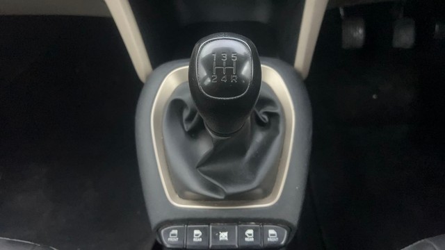 Second-hand 2022 Hyundai Santro Sportz Executive CNG for sale in Chandigarh-12