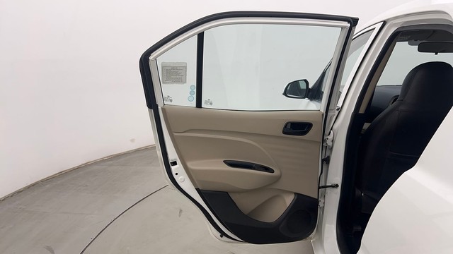 Second-hand 2022 Hyundai Santro Sportz Executive CNG for sale in Chandigarh-29