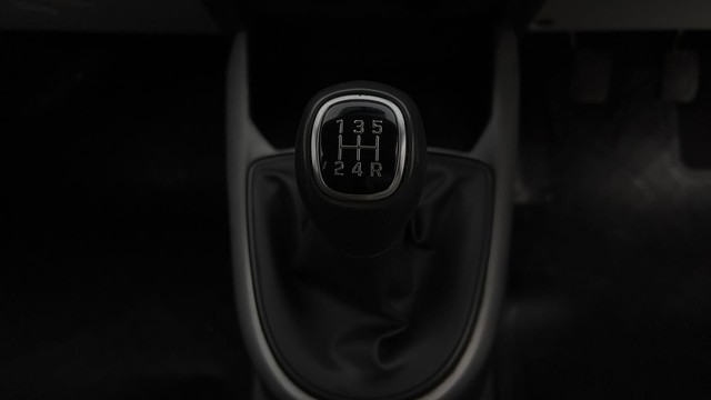 Second-hand 2022 Hyundai Grand i10 Nios Sportz CNG for sale in Chandigarh-12