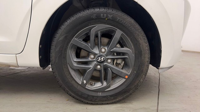 Second-hand 2022 Hyundai Grand i10 Nios Sportz CNG for sale in Chandigarh-17