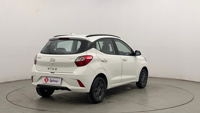 Second-hand 2022 Hyundai Grand i10 Nios Sportz CNG for sale in Chandigarh-3
