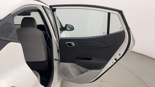 Second-hand 2022 Hyundai Grand i10 Nios Sportz CNG for sale in Chandigarh-31