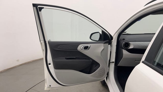 Second-hand 2022 Hyundai Grand i10 Nios Sportz CNG for sale in Chandigarh-25