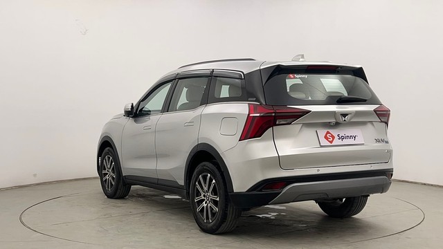 Second-hand 2022 Mahindra XUV700 AX7 Diesel AT Luxury Pack BSVI for sale in Chandigarh-5