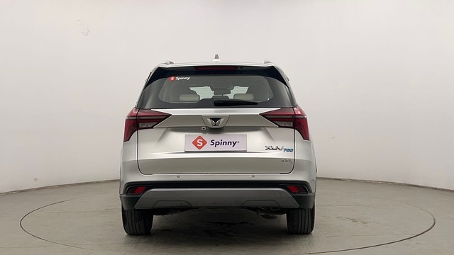 Second-hand 2022 Mahindra XUV700 AX7 Diesel AT Luxury Pack BSVI for sale in Chandigarh-4