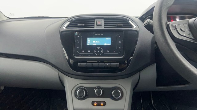 Second-hand 2022 Tata Tiago XT CNG for sale in Chandigarh-27