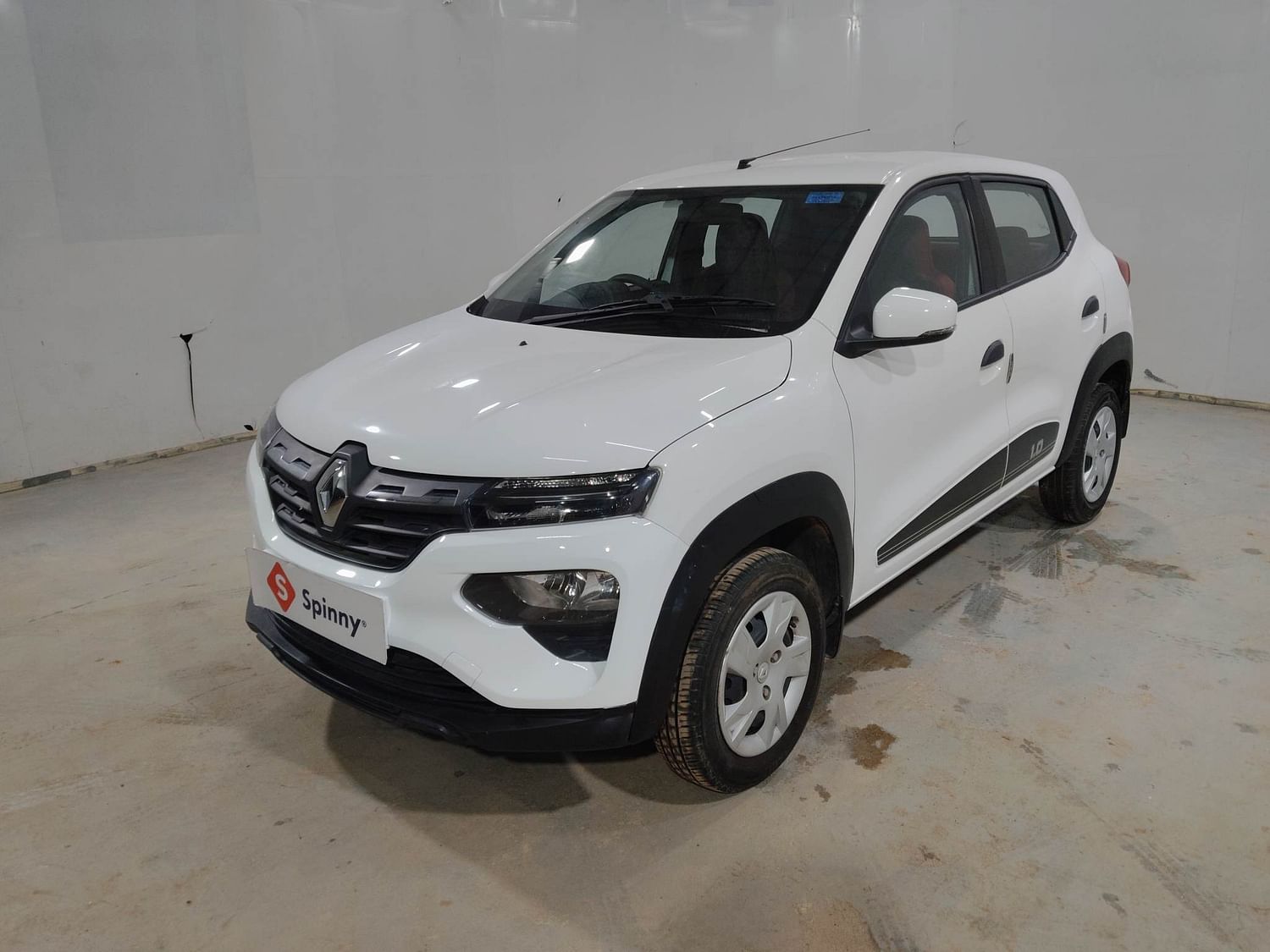 Used Renault KWID 1.0 AMT RXT Car in Kochi, 2024 Model - Find Best ...