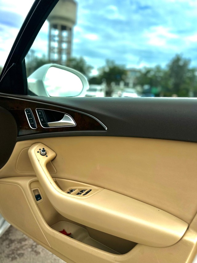 Second-hand 2015 Audi A6 35 TDI Premium for sale in Chandigarh-3