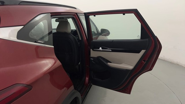 Second-hand 2020 Kia Seltos GTX Plus Diesel AT for sale in Ghaziabad-33