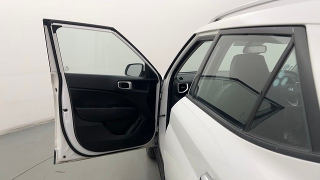 Second-hand 2019 Hyundai Venue SX Turbo Executive for sale in Karnal-32