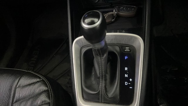 Second-hand 2019 Hyundai Venue SX Turbo Executive for sale in Karnal-12