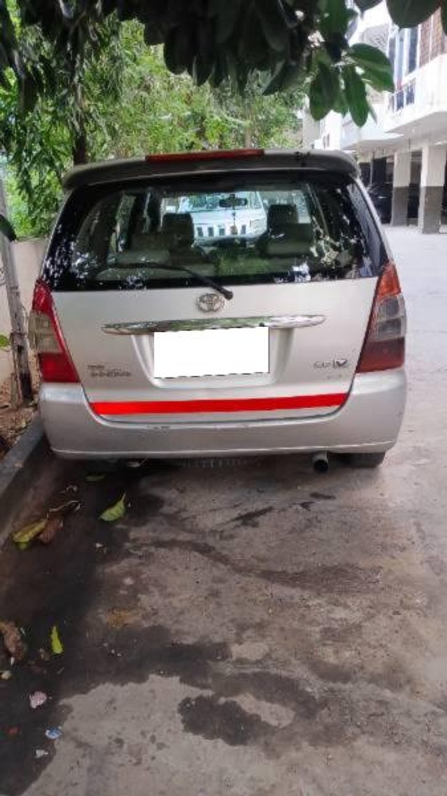 Second-hand 2006 Toyota Innova 2.5 E Diesel PS 7-Seater for sale in Hyderabad