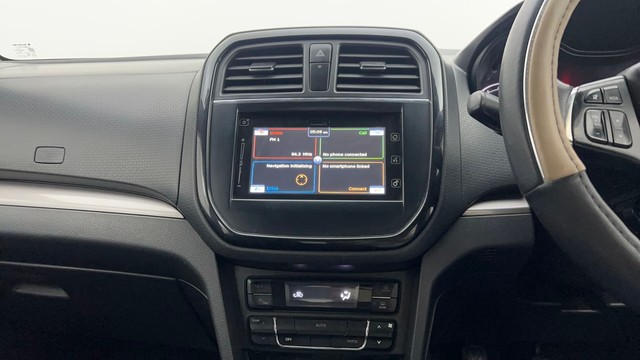 Second-hand 2016 Maruti Vitara Brezza ZXI Plus Dual Tone for sale in Chandigarh-24