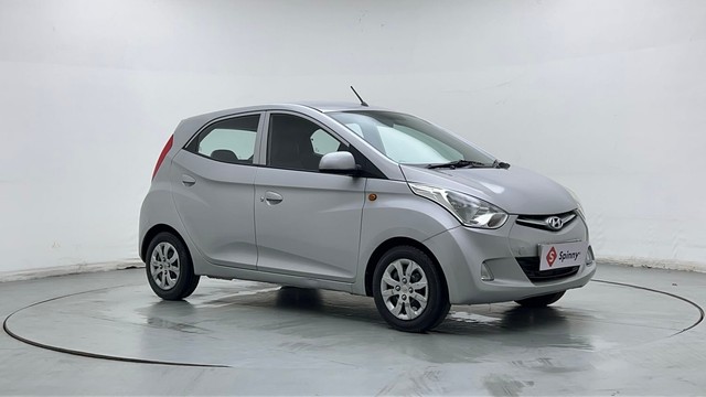 Second-hand 2015 Hyundai EON Sportz for sale in Chandigarh-1